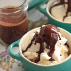 Make Your Own Magic Shell Ice Cream Topping - www.countrycleaver.com