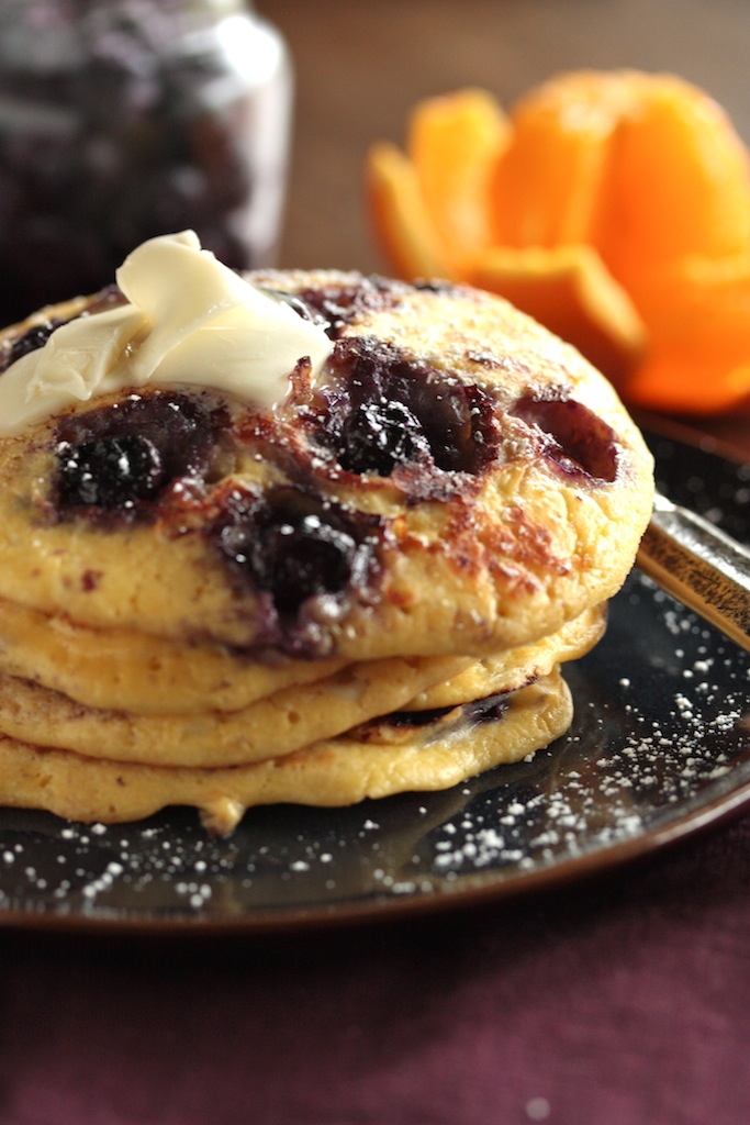 Cottage Blueberry Pancakes - www.countrycleaver.com