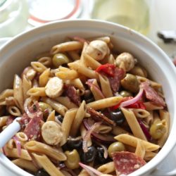 Antipasto Pasta Salad - www.countrycleaver.com :: The perfect picnic salad with herbed salami, fresh mozzarella, red onion, and feta cheese! Don't forget the shallot balsamic vinaigrette! All made in one bowl.