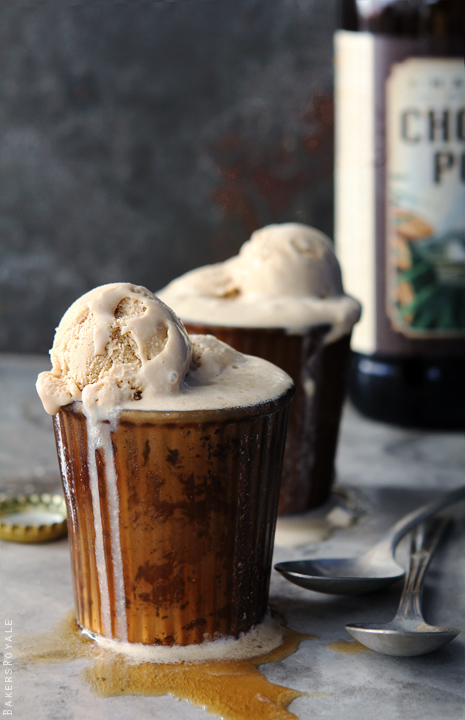 Chocolate Porter and Coffee Biscoff Float - 25 Cold Weather Inspired Cocktails to Keep You WARM!