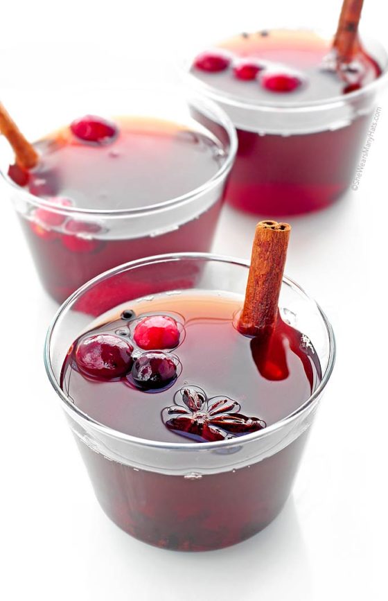 Cranberry Toddy -- 25 Cold Weather Inspired Cocktails to Keep You WARM!