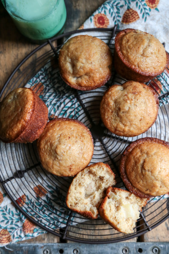 Cinnamon Pear Muffins - www.countrycleaver.com
