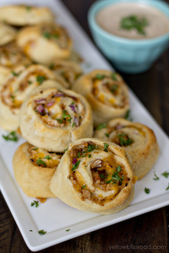 Barbecue Chicken Pizza Pinwheel-- www.countrycleaver.com