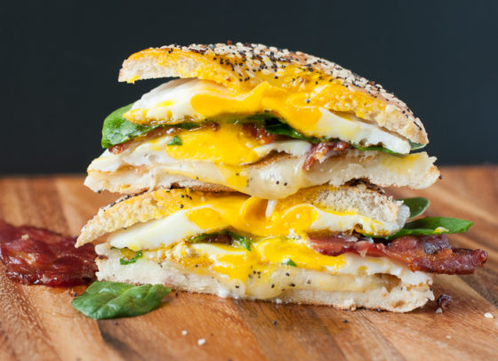 Everything bagel bacon breakfast sandwich and other 25 reasons grilled cheese sandwhiches are the best sandwhich ever