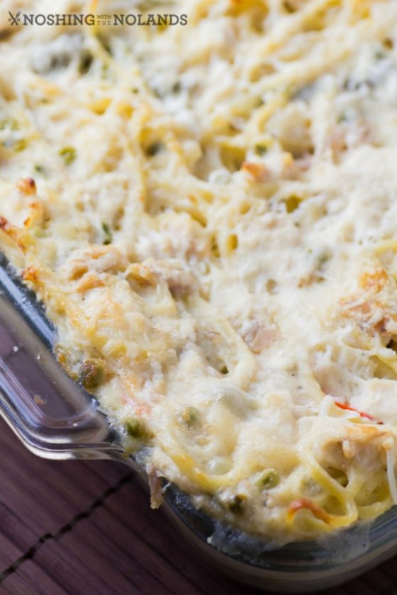 chicken-or-turkey-cheesy-alfredo-casserole-25-thanksgiving-turkey-leftover-ideas-you-have-to-try