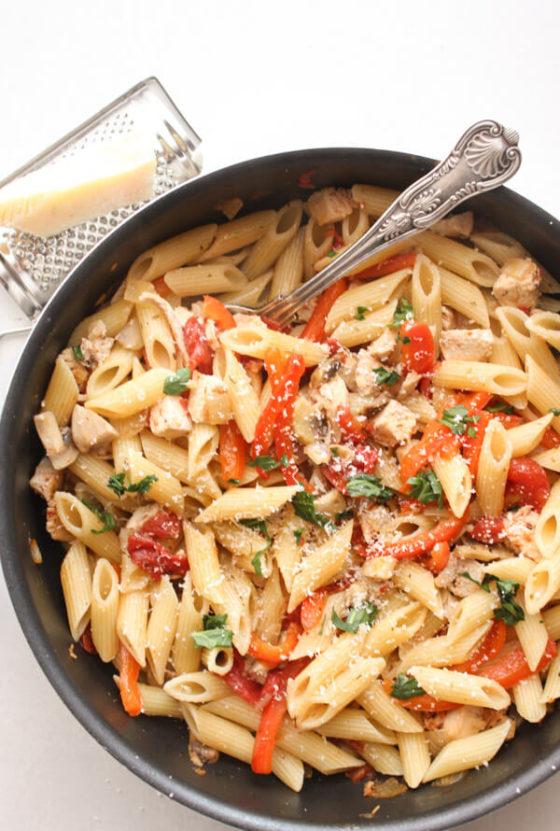 turkey-skillet-pasta-25-thanksgiving-turkey-leftover-ideas-you-have-to-try