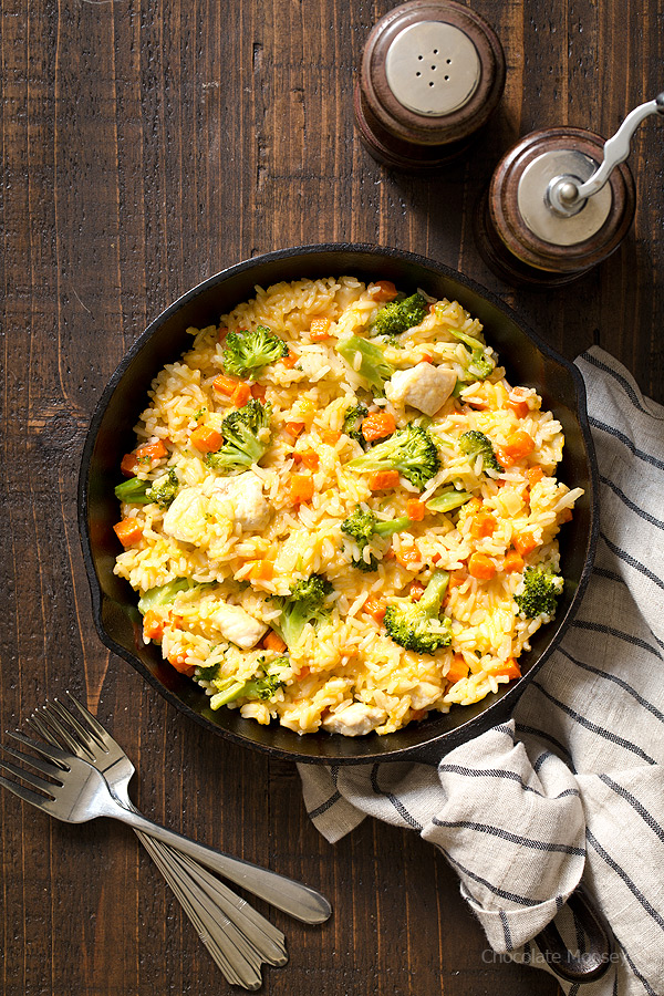 One-Pan-Cheesy-Chicken-Broccoli-Rice-Skillet-50 One Skillet Dinners