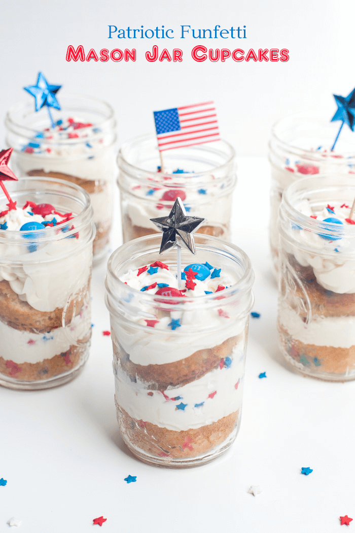 Patriotic Funfetti Mason Jar Cupcakes and 25 other amazing Desserts in Jars